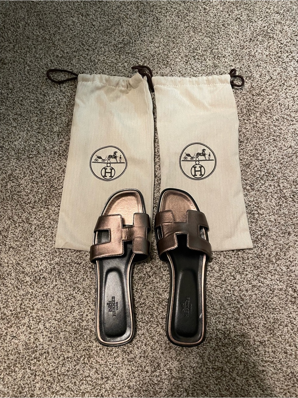 Hermès Metallic Bronze H Slide Sandals with Black Footbed
